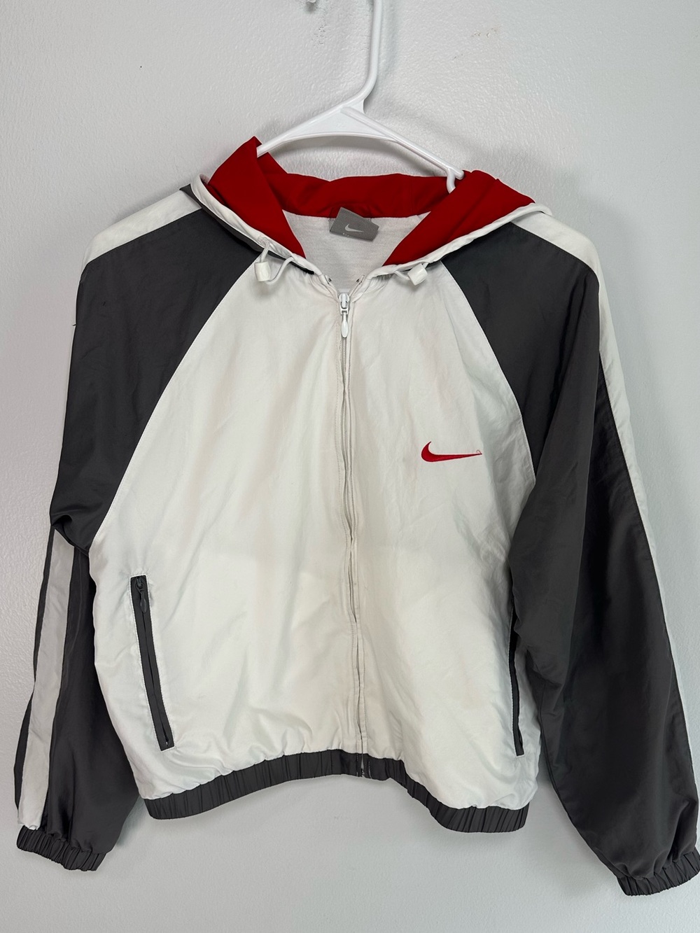 Vintage Nike Y2K White, Charcoal & Red Hooded Track Jacket spellout Windbreaker